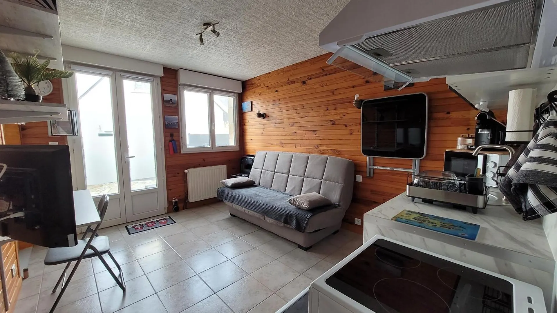 Guest house Update Location Lanester