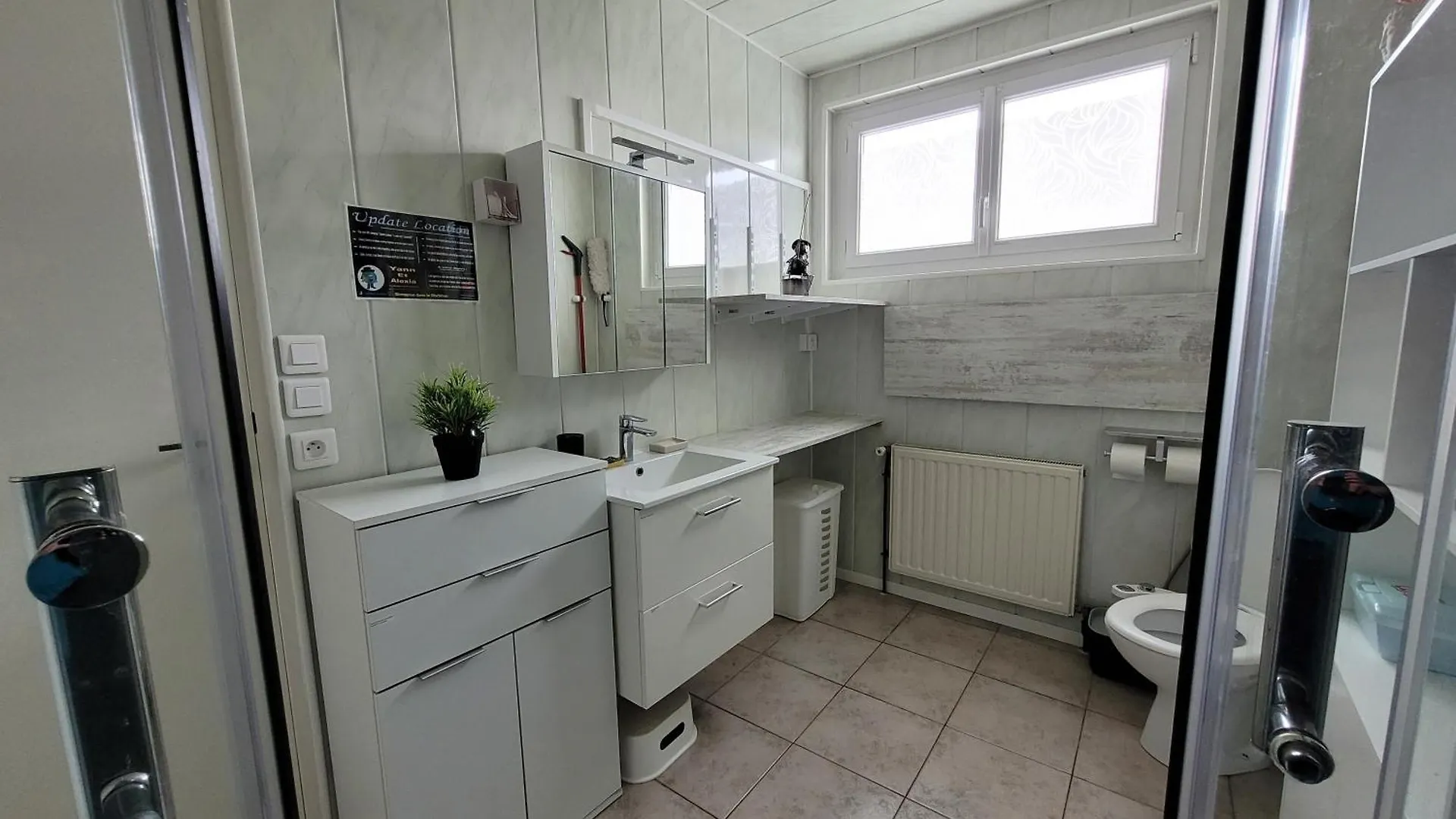 Studio 19 M² avec cuisine d'appoint et proche de tout Lanester 0*,