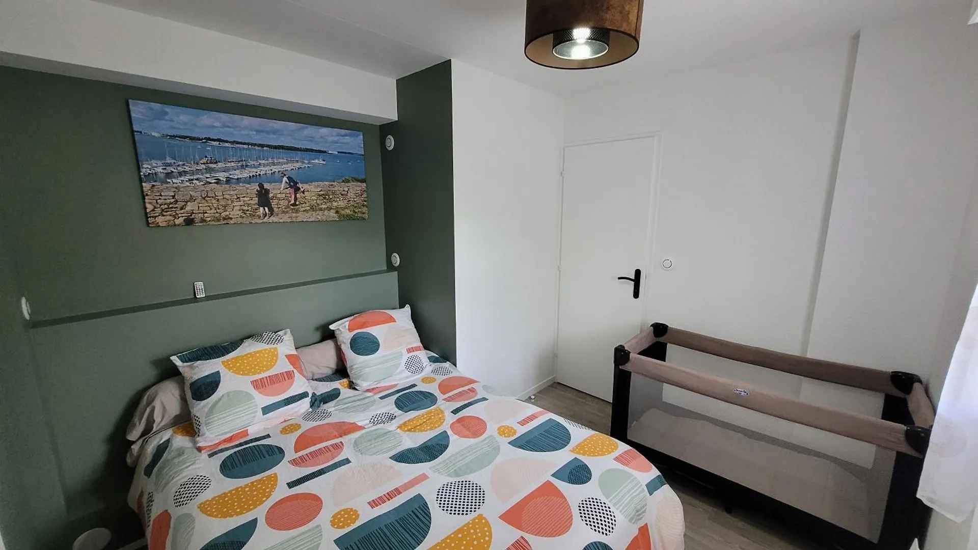 Maison d'hôtes Studio 19 M² avec cuisine d'appoint et proche de tout Lanester