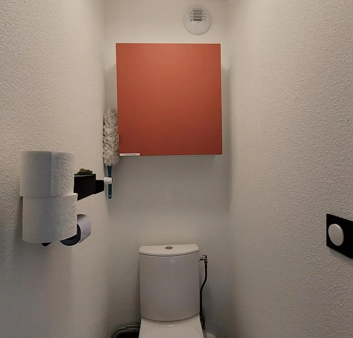 Maison d'hôtes Studio 19 M² avec cuisine d'appoint et proche de tout Lanester